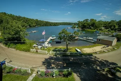 197 Roxy Cahoon Rd, Plymouth, MA 02360 - Photo 6
