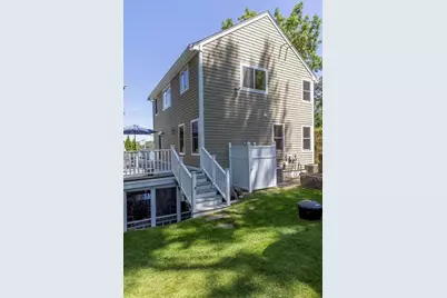 197 Roxy Cahoon Rd, Plymouth, MA 02360 - Photo 8