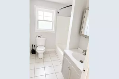 63 Prairie Ave, Swansea, MA 02777 - Photo 16