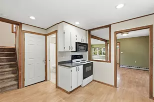 33 Baltimore Ave, Chicopee, MA 01020 - Photo 10