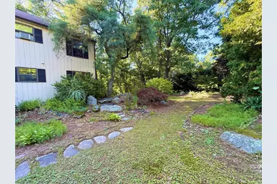 51 Ridge Way, Sturbridge, MA 01566 - Photo 4