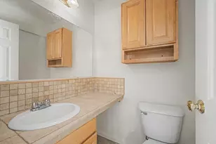 6 Lilac Ct, Hopkinton, MA 01748 - Photo 10