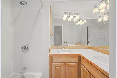 6 Lilac Ct #6, Hopkinton, MA 01748 - Photo 12