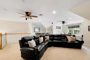 10 Pomeworth St, Stoneham, MA 02180 - Photo 28