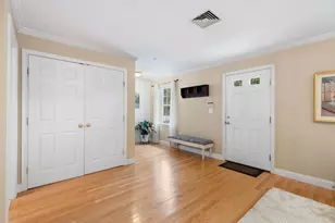 10 Pomeworth St, Stoneham, MA 02180 - Photo 4