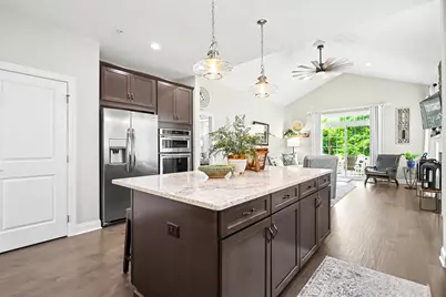 21 Phoebe St #21, Methuen, MA 01844 - Photo 8