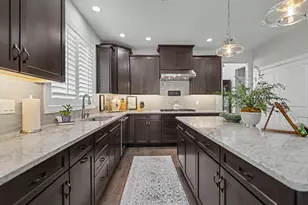 21 Phoebe St, Methuen, MA 01844 - Photo 4
