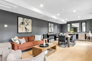 34 Oak St, Boston, MA 02136 - Photo 20