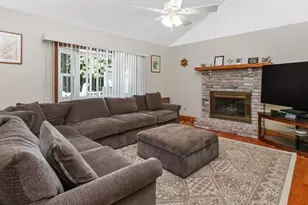 137 Harrington Rd, Waltham, MA 02452 - Photo 26