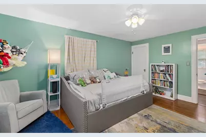 12 Baincroft Rd, Malden, MA 02148 - Photo 18