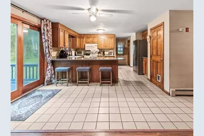 7 Baldwin St, Leicester, MA 01524 - Photo 4