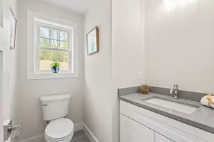 71 Driftwood, Sandown, NH 03873 - Photo 18