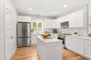 71 Driftwood, Sandown, NH 03873 - Photo 1