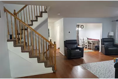 35 Violetwood Circle, Marlborough, MA 01752 - Photo 4
