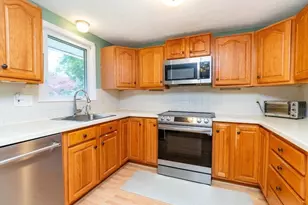 96 Crestwood Ln, Marlborough, MA 01752 - Photo 6