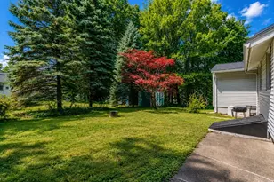 96 Crestwood Ln, Marlborough, MA 01752 - Photo 28