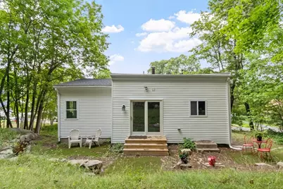 41 Maple St, Randolph, MA 02368 - Photo 6