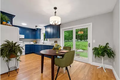 41 Maple St, Randolph, MA 02368 - Photo 8