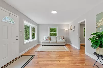 41 Maple St, Randolph, MA 02368 - Photo 16