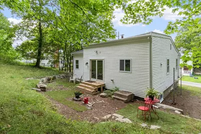 41 Maple St, Randolph, MA 02368 - Photo 4