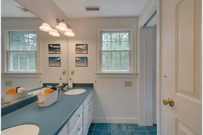 132 Central St, North Reading, MA 01864 - Photo 30
