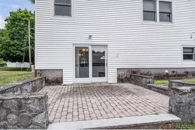 19 Cochrane Cir, Methuen, MA 01844 - Photo 36