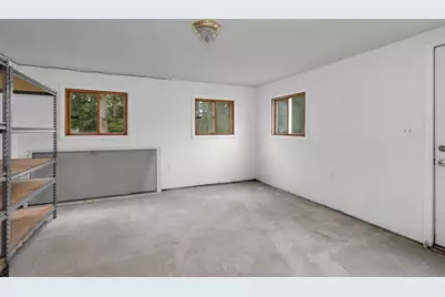 19 Cochrane Cir, Methuen, MA 01844 - Photo 28