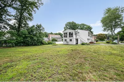 19 Cochrane Cir, Methuen, MA 01844 - Photo 32