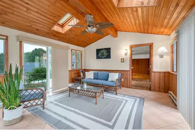19 Cochrane Cir, Methuen, MA 01844 - Photo 12