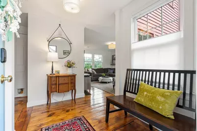 53 N Main #1, Ipswich, MA 01938 - Photo 2