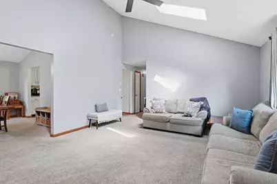 54 Hampden Ln, Agawam, MA 01001 - Photo 4