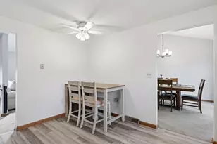 54 Hampden Ln, Agawam, MA 01001 - Photo 12