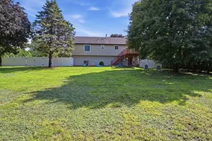 54 Hampden Ln, Agawam, MA 01001 - Photo 32