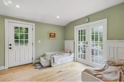 9 Tapley Rd, Lynnfield, MA 01940 - Photo 14