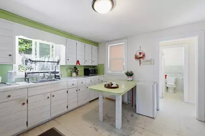 19 Miller Stile Rd, Quincy, MA 02169 - Photo 6
