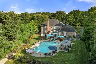 9 Fieldwood Drive, Bourne, MA 02562 - Photo 2