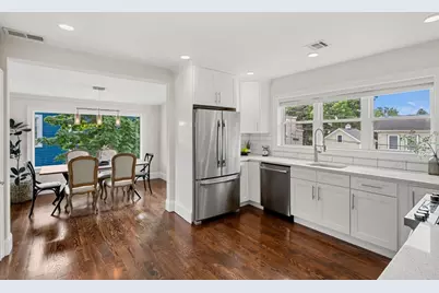 137 Green Street #2, Melrose, MA 02176 - Photo 10