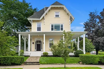 137 Green Street #2, Melrose, MA 02176 - Photo 1