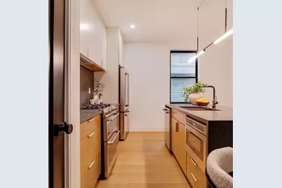 182 Tremont St #2, Somerville, MA 02143 - Photo 4