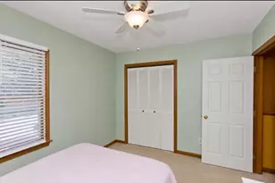 61 Abbey Memorial Dr, Chicopee, MA 01020 - Photo 16