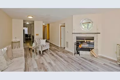 61 Abbey Memorial Dr #187, Chicopee, MA 01020 - Photo 4