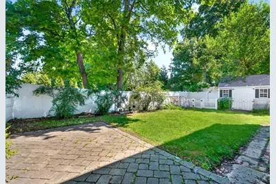 4 Sherman Road, Stoneham, MA 02180 - Photo 28