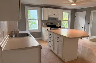 17 Davis St, Plymouth, MA 02360 - Photo 8
