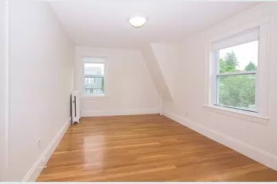 24 Oak Street, Marblehead, MA 01945 - Photo 8