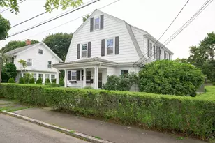 24 Oak St, Marblehead, MA 01945 - Photo 1