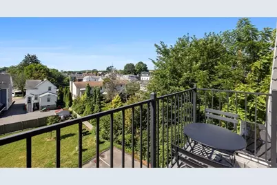 52 West Emerson St #6, Melrose, MA 02176 - Photo 24