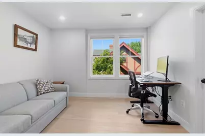 52 West Emerson St #6, Melrose, MA 02176 - Photo 16