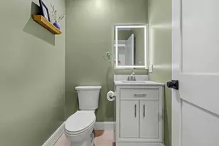 52 W Emerson St, Melrose, MA 02176 - Photo 14