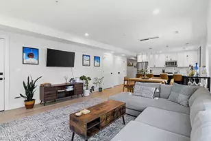 52 W Emerson St, Melrose, MA 02176 - Photo 12