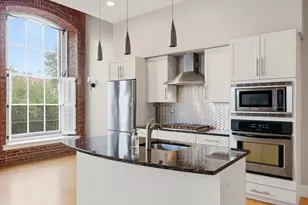 30 Market St, Lowell, MA 01852 - Photo 8